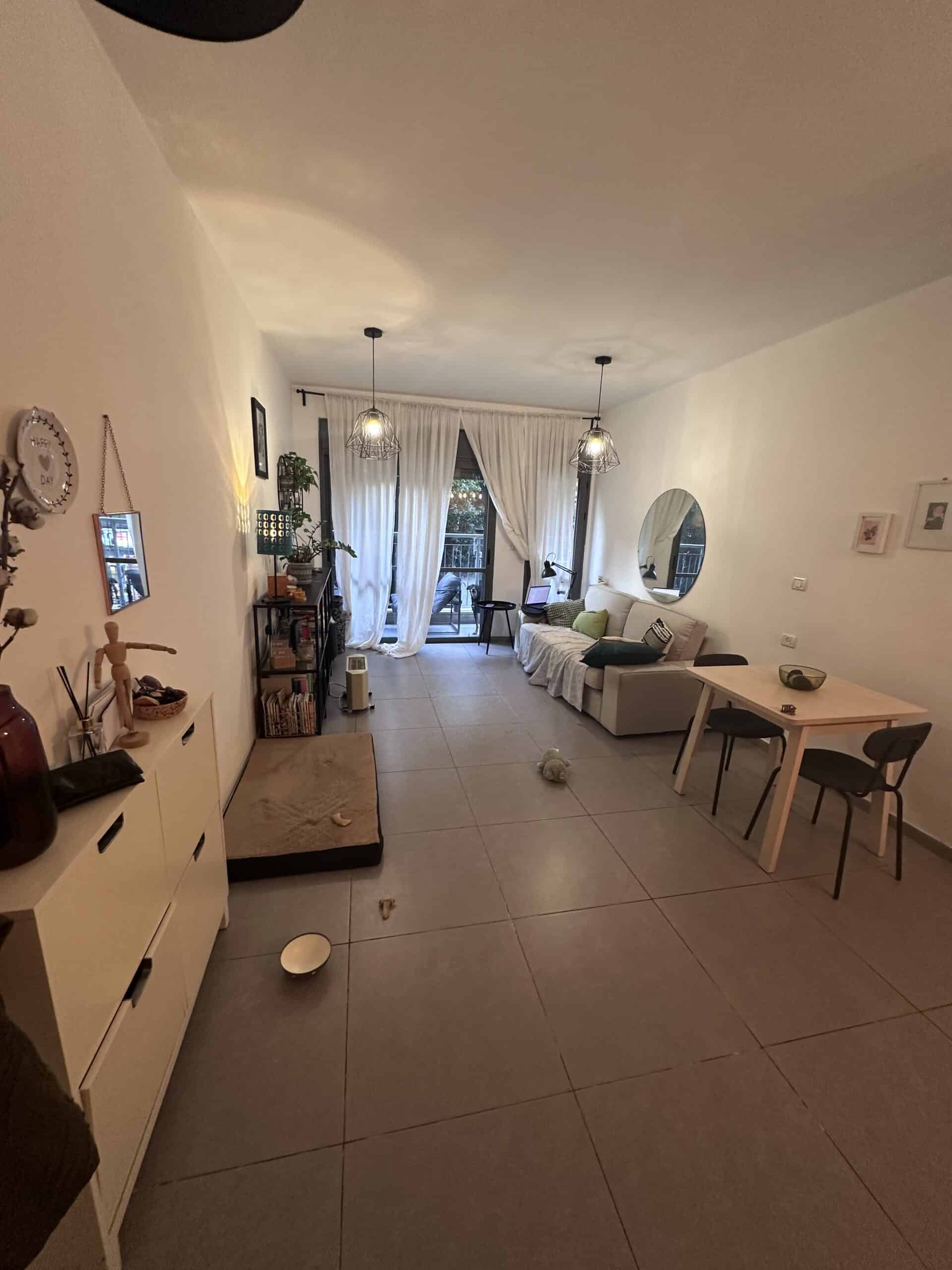 נדלנסקיי הקונגרס דירה למכירה נדלנסקיי הקונגרס דירה למכירה