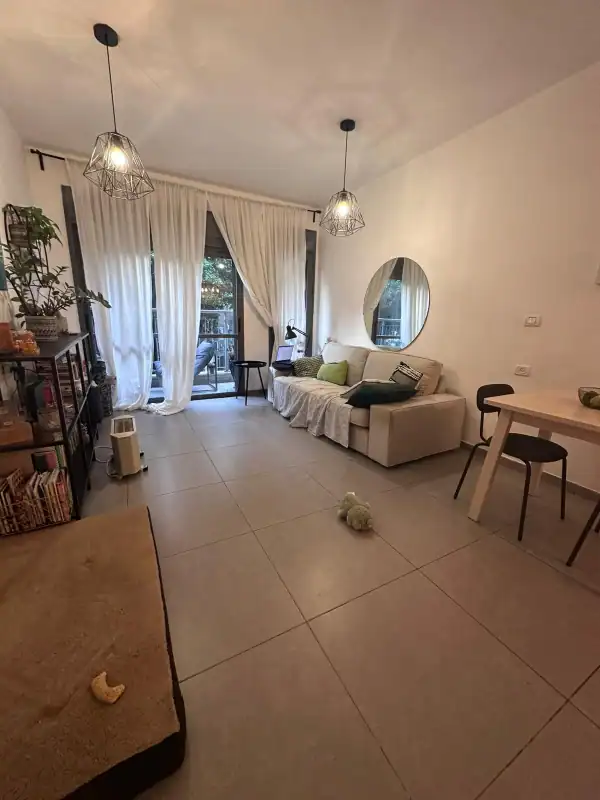 נדלנסקיי הקונגרס דירה למכירה נדלנסקיי הקונגרס דירה למכירה