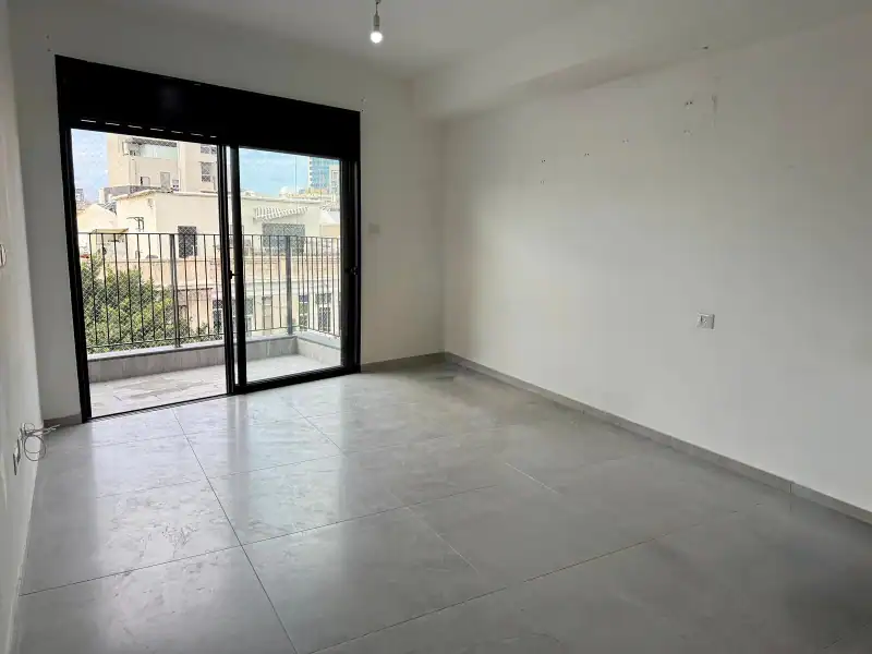 רחוב מטלון דירה להשכרה